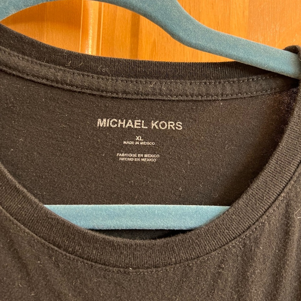 Michael Kors Black Graphic T-Shirt for Men - Picture 2 of 3